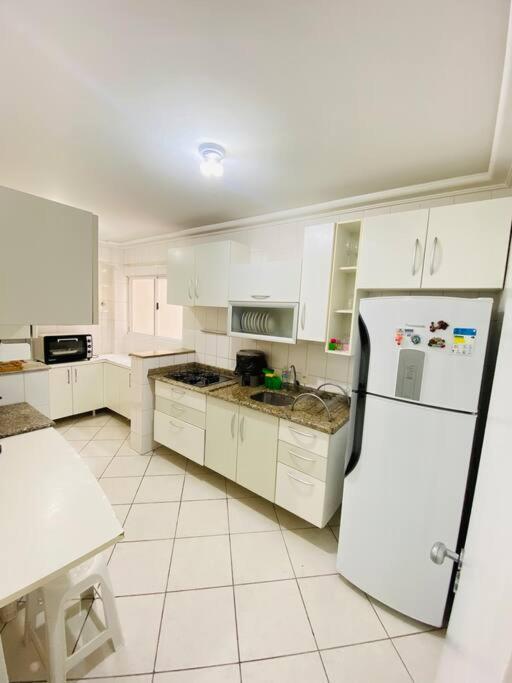 Apto A 100M Da Praia Central Balneário Camboriú 외부 사진